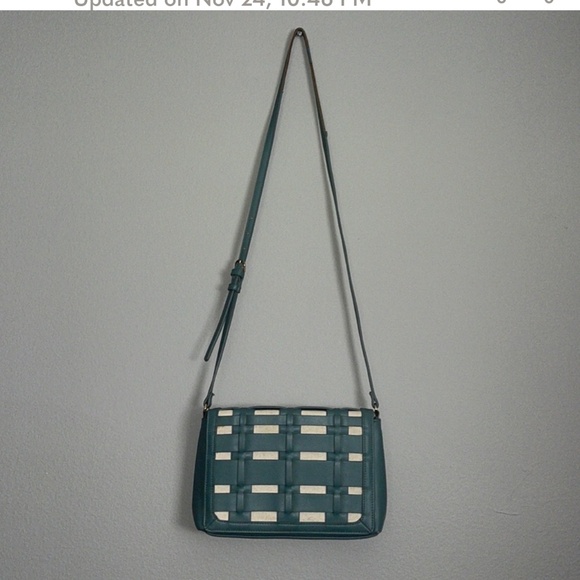 A New Day basket weave woven crossbody bag - Picture 1 of 6